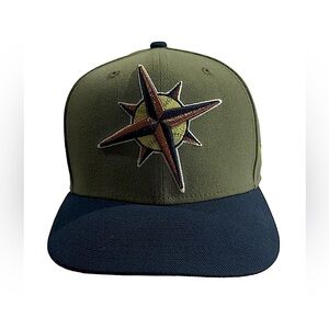 SEATTLE MARINERS HAT CAP 7 1/4 GREEN BLUE  NEW ERA  40 ANNIVERSARY